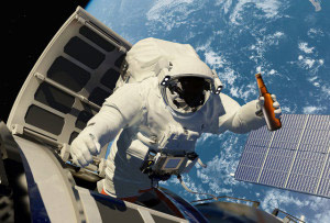 astronaut-beer-in-space.jpg