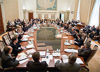 Meeting at the Federal Reserve at a big conference table