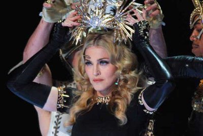 Madonna MDNA tour crown