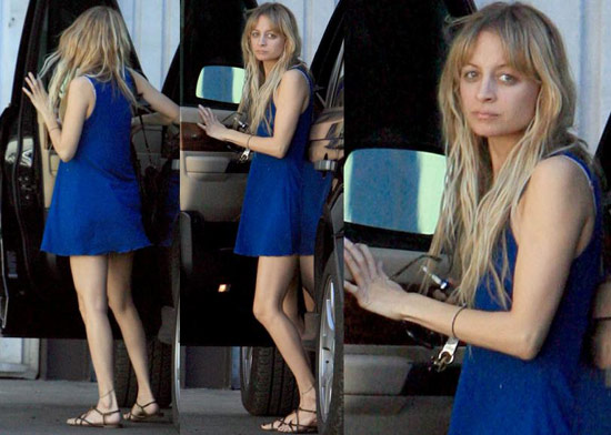 Nicole Richie blue dress paparazzi