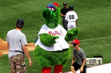 phillie phanatic the baseball guy at it again