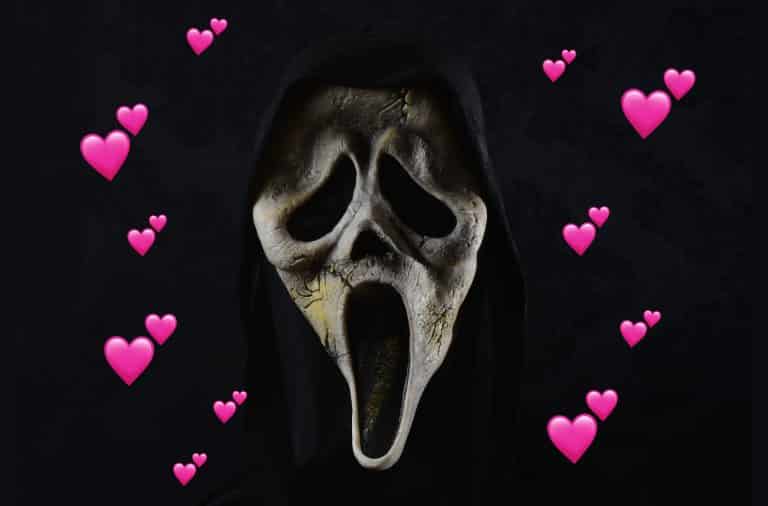 scream mask hearts