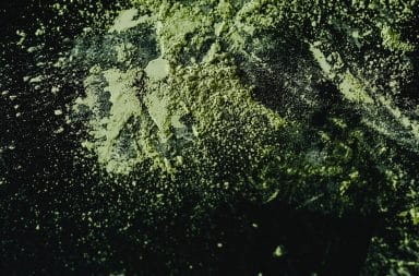 Powdered green kratom