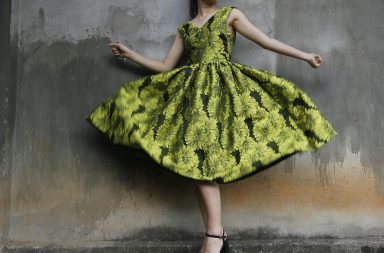 Green dress spin