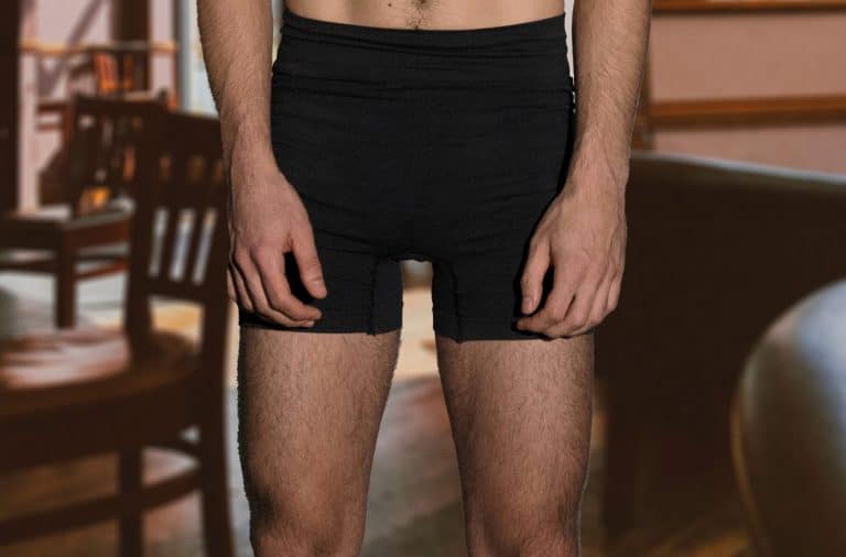 no pants cafe