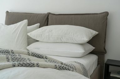 Bed pillows