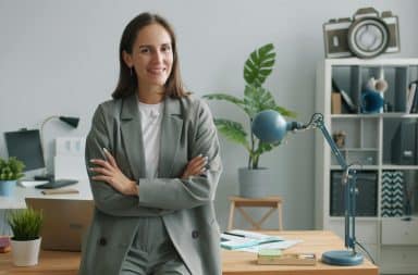 confident office woman, there she is