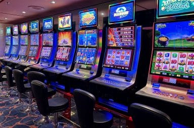 Slot machine lineup