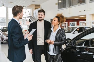 couple buying car